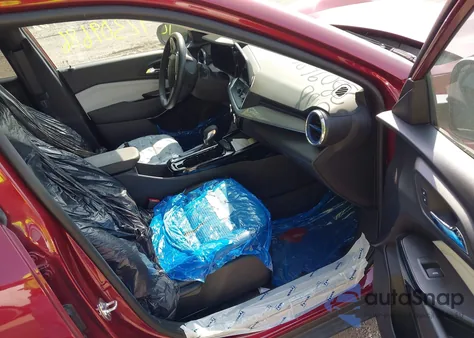 2025 Chevrolet Trax Fwd Lt z USA, uszkodzony, nr VIN KL77LHEP2SC170188